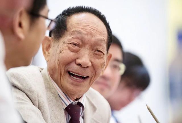 農(nóng)業(yè)科技工作者追憶袁隆平：這粒種子，改變了世界？